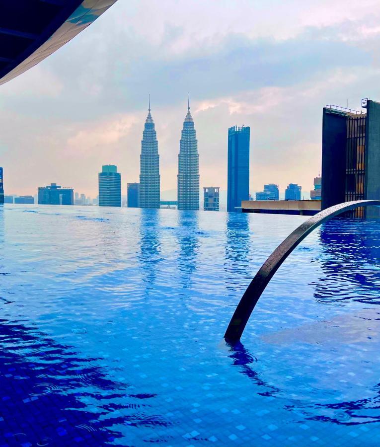 Crystal Suites At Eaton Klcc Kuala Lumpur Exterior photo
