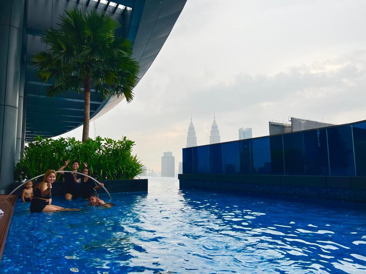 Crystal Suites At Eaton Klcc Kuala Lumpur Exterior photo