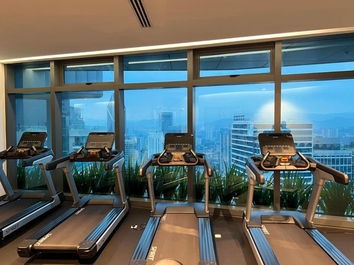 Crystal Suites At Eaton Klcc Kuala Lumpur Exterior photo