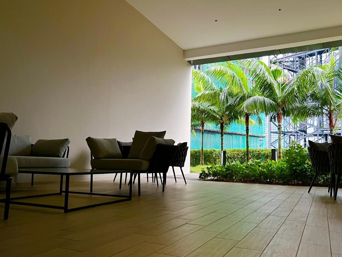 Crystal Suites At Eaton Klcc Kuala Lumpur Exterior photo