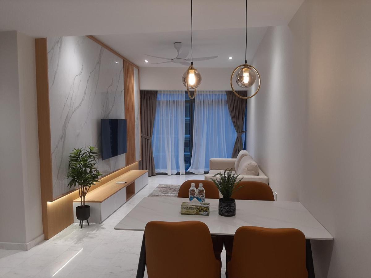 Crystal Suites At Eaton Klcc Kuala Lumpur Exterior photo